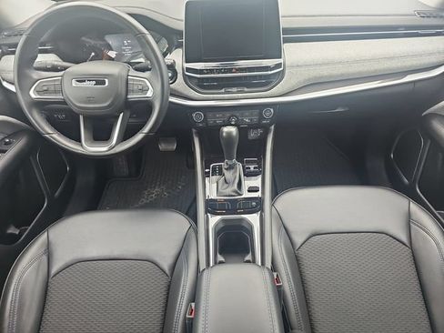 Used 2022 Jeep Compass Latitude w/ Convenience Group AWD/4WD image 10
