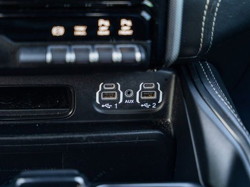 Used 2020 RAM 2500 Limited image 29