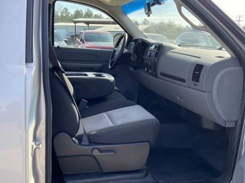 Used 2009 Chevrolet Silverado 1500 W/T image 10