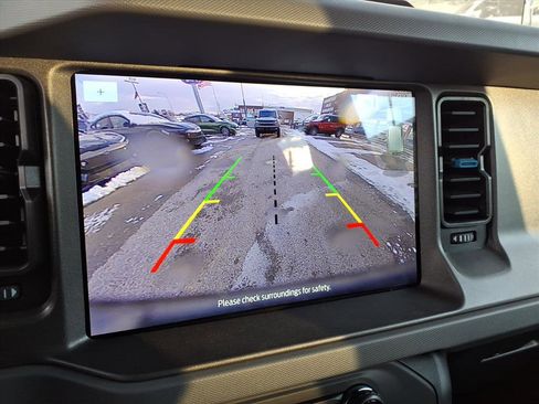 Used 2024 Ford Bronco Black Diamond image 19