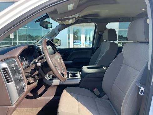 Used 2018 Chevrolet Silverado 1500 LT w/ All Star Edition AWD/4WD image 11