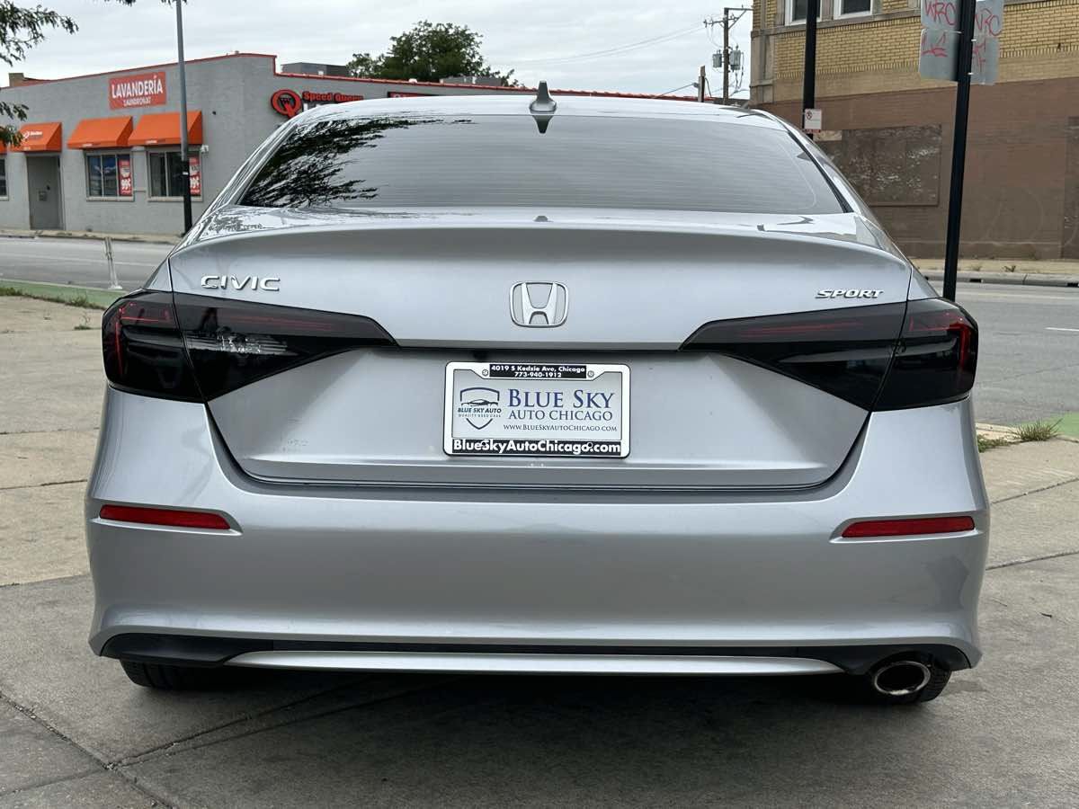 Used 2022 Honda Civic Sport image 6