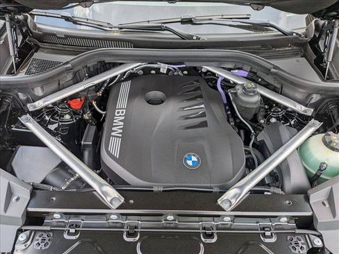 Used 2026 BMW X5 sDrive40i w/ M Sport Package RWD image 18