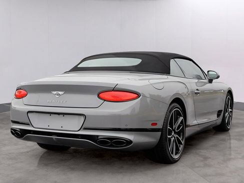 Used 2022 Bentley Continental GT image 5