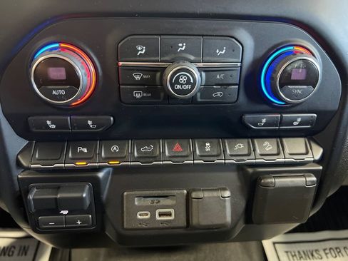 Used 2020 Chevrolet Silverado 1500 LT w/ All-Star Edition AWD/4WD image 18
