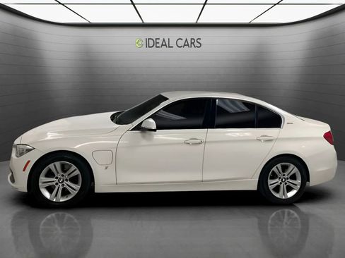 Used 2018 BMW 330e RWD image 8