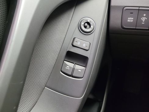 Used 2014 Hyundai Elantra w/ Option Group 2 image 27