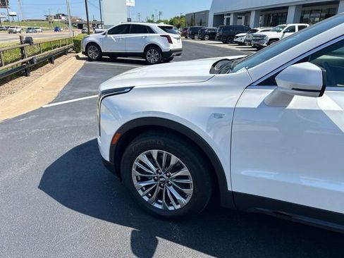 Certified 2024 Cadillac XT4 Premium Luxury w/ Technology Package AWD/4WD image 10