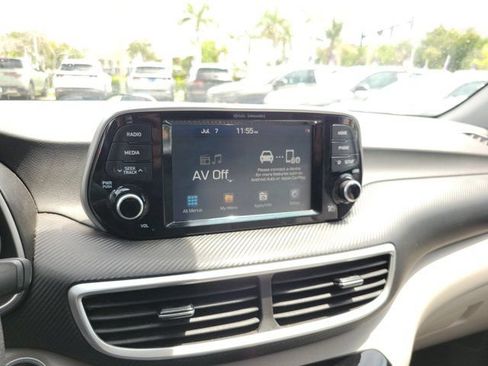 Used 2020 Hyundai Tucson Value FWD image 22