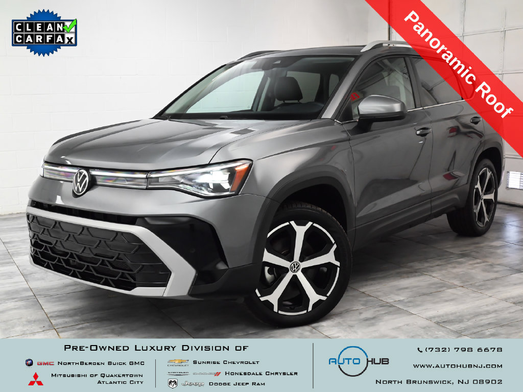 Used 2025 Volkswagen Taos SEL AWD/4WD image 1
