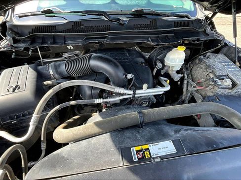 Used 2016 RAM 1500 Laramie image 33