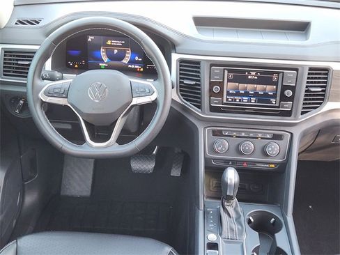 Used 2022 Volkswagen Atlas SE image 26