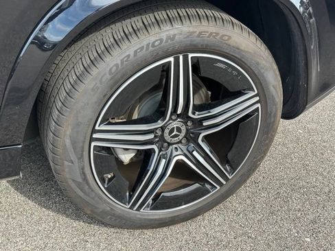 Used 2025 Mercedes-Benz GLE 350 4MATIC image 7