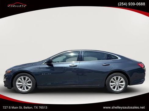 Used 2021 Chevrolet Malibu LT FWD image 1