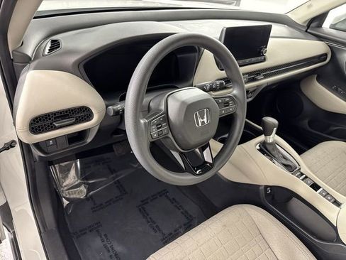 Used 2023 Honda HR-V LX image 24