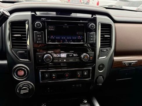 Used 2019 Nissan Titan Platinum Reserve w/ Platinum Utility Package image 30