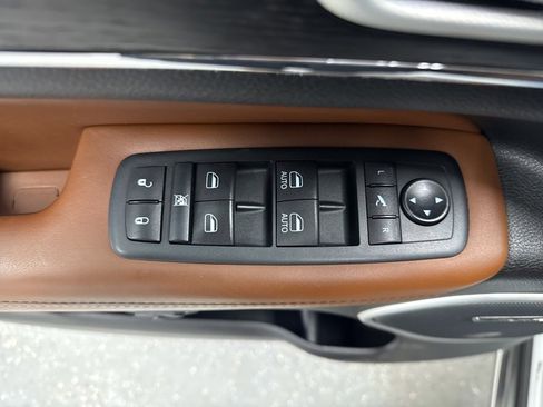 Used 2020 Jeep Grand Cherokee Summit w/ Skid Plate Group image 7