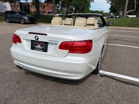 Used 2012 BMW 328i Convertible RWD image 20