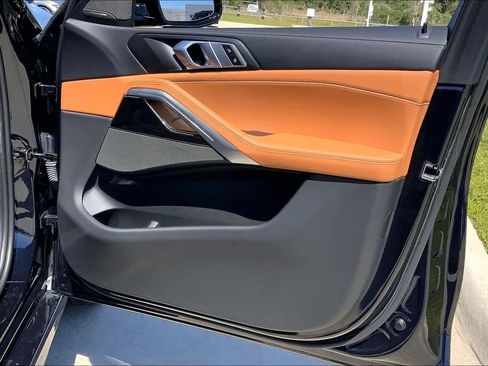 Certified 2023 BMW X6 M50i w/ Executive Package image 26