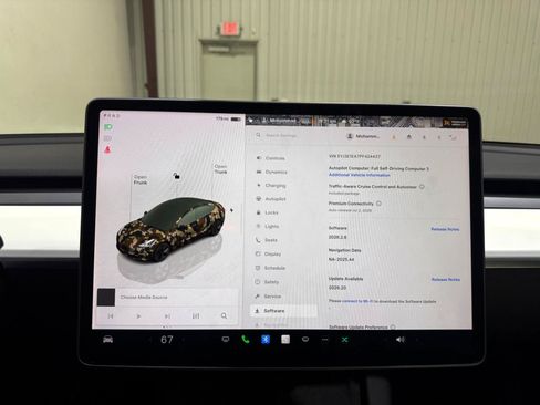 Used 2023 Tesla Model 3 Standard Range RWD image 25