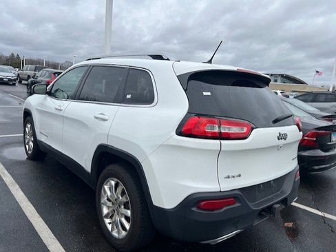 Used 2015 Jeep Cherokee Limited w/ Luxury Group image 4