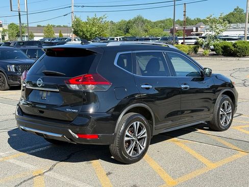 Used 2019 Nissan Rogue SV w/ Premium Package AWD/4WD image 6