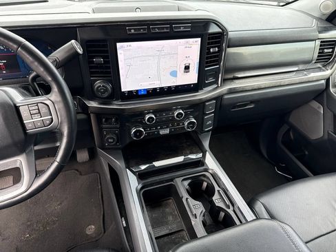 Used 2024 Ford F250 Lariat w/ Lariat Ultimate Package AWD/4WD image 8