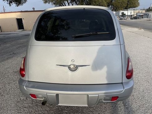 Used 2006 Chrysler PT Cruiser image 9