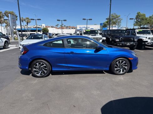 Used 2016 Honda Civic LX-P image 4