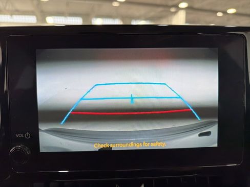 Used 2025 Toyota Corolla LE image 16