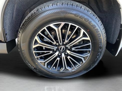 New 2026 Nissan Armada SL w/ Captain's Chari Seat Package image 12