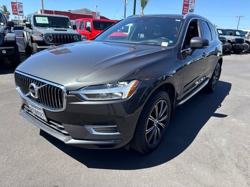 Used 2021 Volvo XC60 T8 Inscription AWD/4WD image 2