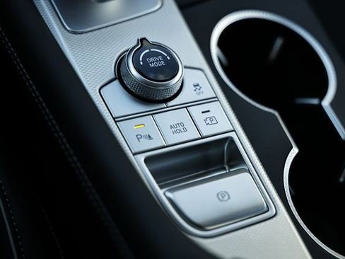 New 2026 Genesis G70 2.5T Prestige image 42