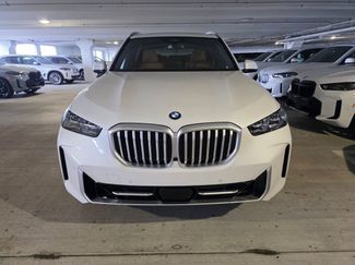 New 2026 BMW X5 sDrive40i w/ Climate Comfort Package RWD video 2