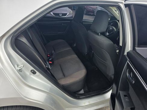 Used 2019 Toyota Corolla LE image 11