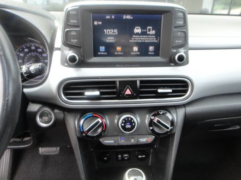 Used 2021 Hyundai Kona SEL AWD/4WD image 8
