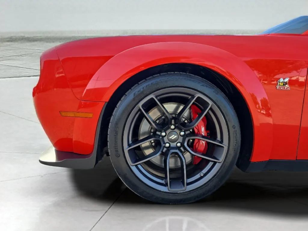 Used 2021 Dodge Challenger R/T Scat Pack RWD image 9