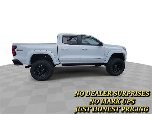 New 2025 Chevrolet Colorado Z71 w/ Z71 Convenience Package 2 image 9