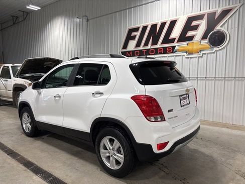 Used 2020 Chevrolet Trax LT w/ Driver Confidence Package image 13