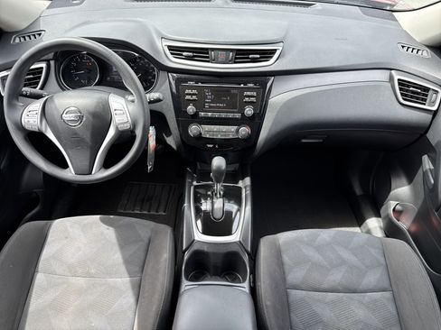 Used 2016 Nissan Rogue S image 25
