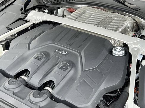 New 2025 Bentley Flying Spur Plug-In Hybrid image 38