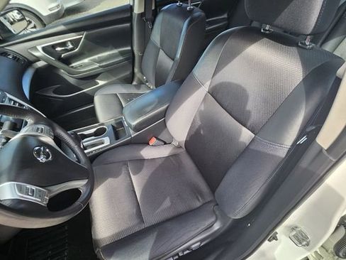 Used 2017 Nissan Altima 2.5 SR w/ Midnight Edition Package FWD image 27