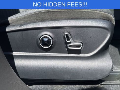 Used 2024 Maserati Grecale GT image 16