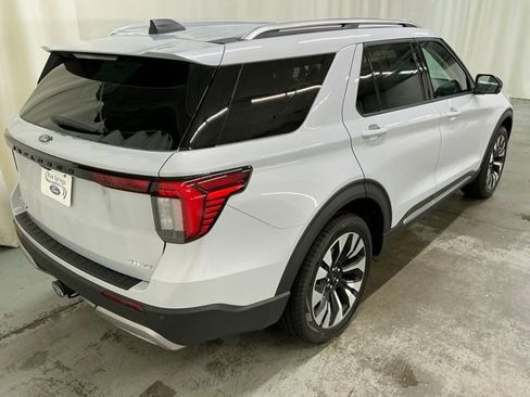 New 2026 Ford Explorer Platinum w/ LUX Leather Package AWD/4WD image 3