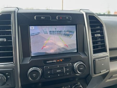 Used 2019 Ford F150 XLT w/ Equipment Group 302A Luxury image 18