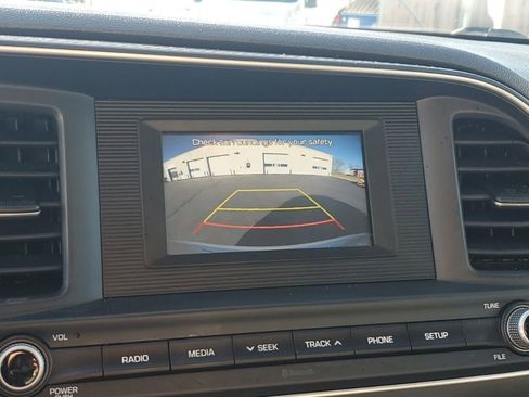 Used 2019 Hyundai Elantra SE w/ Cargo Package image 20