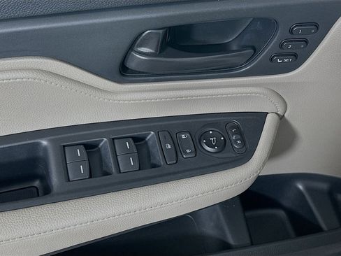 Used 2023 Honda Odyssey EX-L image 17