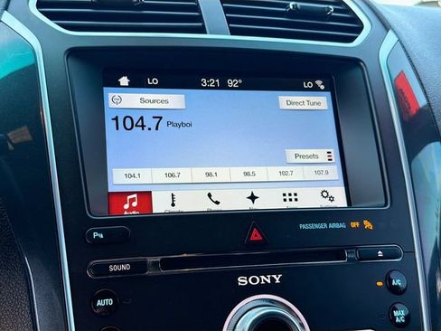 Used 2017 Ford Explorer Sport AWD/4WD image 15