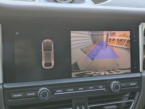 Used 2019 Porsche Macan S image 23