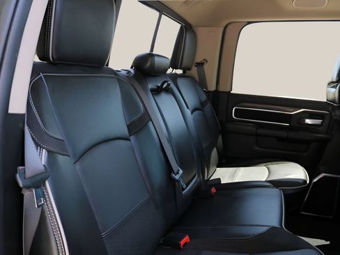 Used 2019 RAM 3500 Laramie AWD/4WD image 19